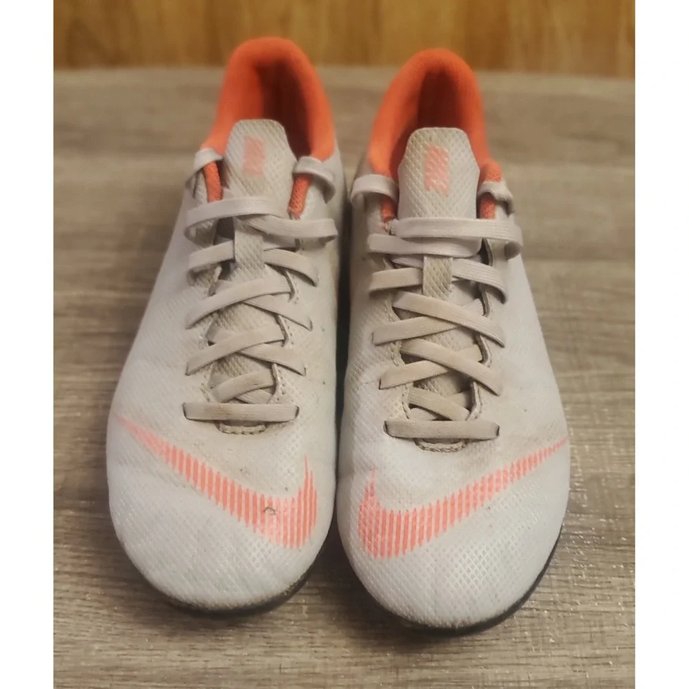 Nike‎ Mercurial Vapor 12 Soccer Cleats Youth Size 5.5 Gray Orange
